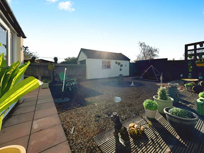 2 Bedroom Detached Bungalow For Sale In Westbourne Avenue, Holbury, Southampton, SO45