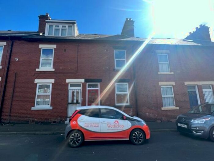2 Bedroom Terraced House To Rent In Dent Street, Leeds, West Yorkshire, LS9