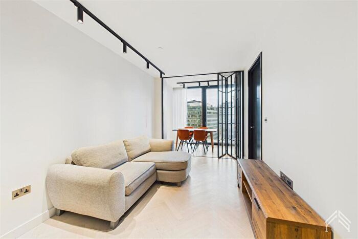 1 Bedroom Apartment To Rent In One Crown Place, Sun Street, EC2A