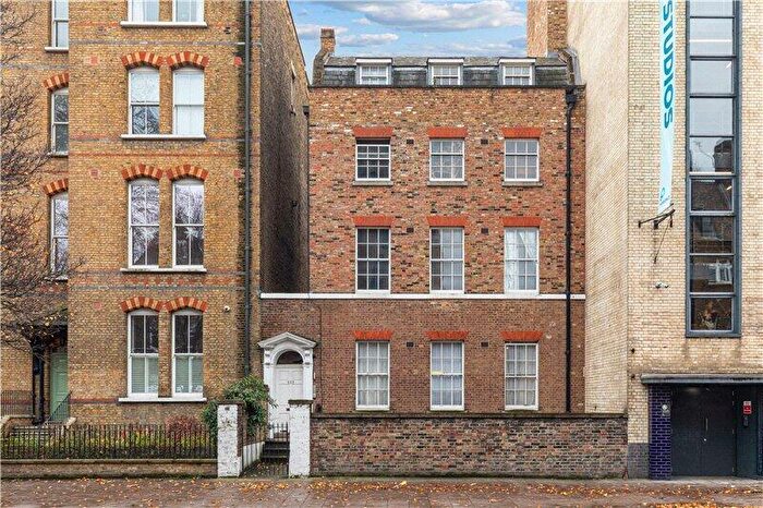 2 Bedroom Apartment For Sale In Kennington Lane, London, SE11