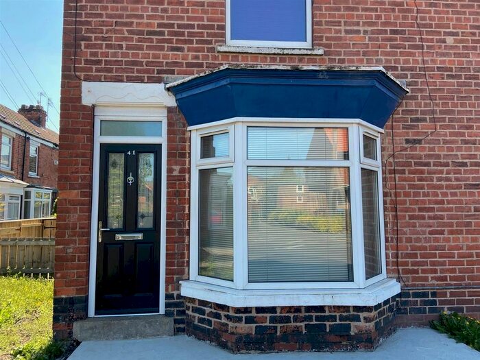 2 Bedroom End Of Terrace House To Rent In Alexandra Road, Hull, HU5