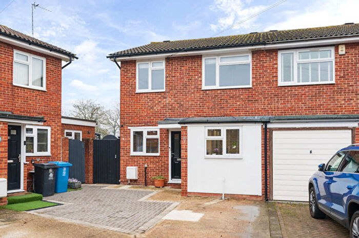 3 Bedroom End Of Terrace House For Sale In Cornwell Road, Old Windsor, Windsor, SL4