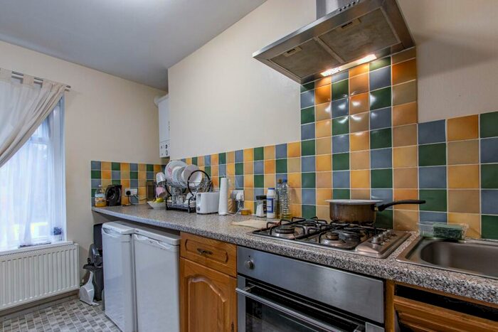 1 Bedroom Private Hall To Rent In Allensbank Road, Heath, CF14