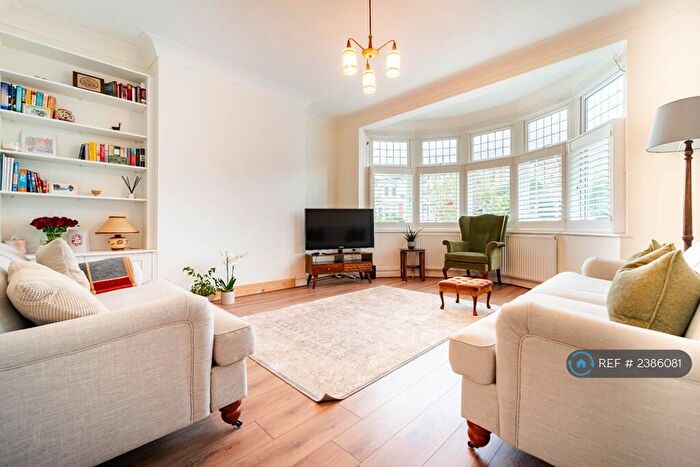 3 Bedroom Terraced House To Rent In Cowley Road, Ilford, IG1