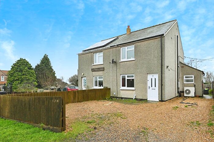 3 Bedroom Semi-Detached House For Sale In Stow Road, Wiggenhall St. Mary Magdalen, King's Lynn, Norfolk, PE34