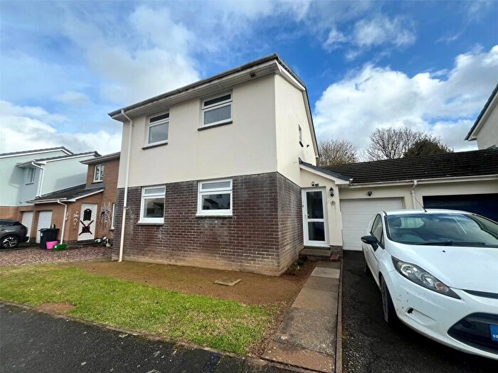 3 Bedroom Link Detached House To Rent In Youings Drive, Barnstaple, EX31