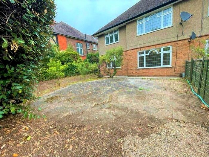 2 Bedroom Maisonette To Rent In Hempstead Road, Watford, WD17