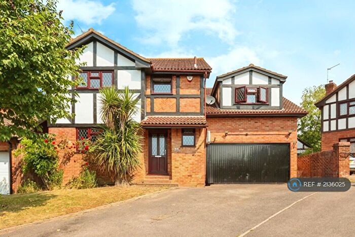 5 Bedroom Detached House To Rent In Twyford Way, Poole, BH17