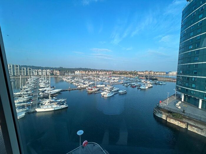 2 Bedroom Flat To Rent In Dock Head Road, Chatham, ME4