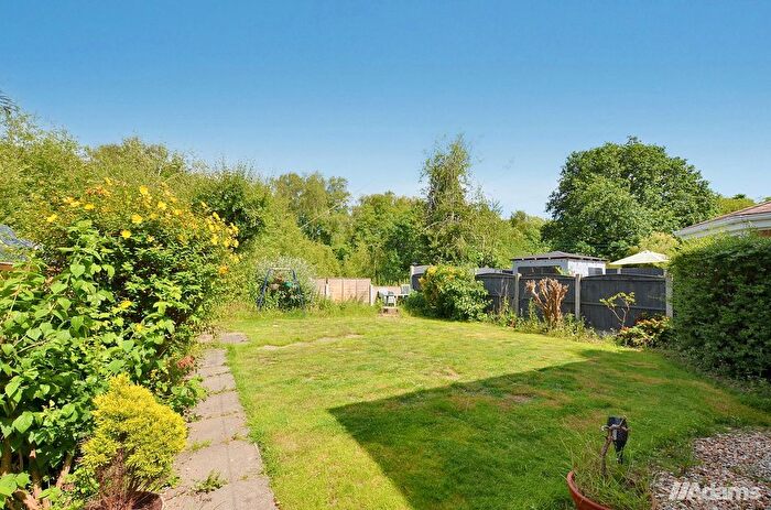 3 Bedroom Semi-Detached House For Sale In Malpas Road, Higher Runcorn, WA7