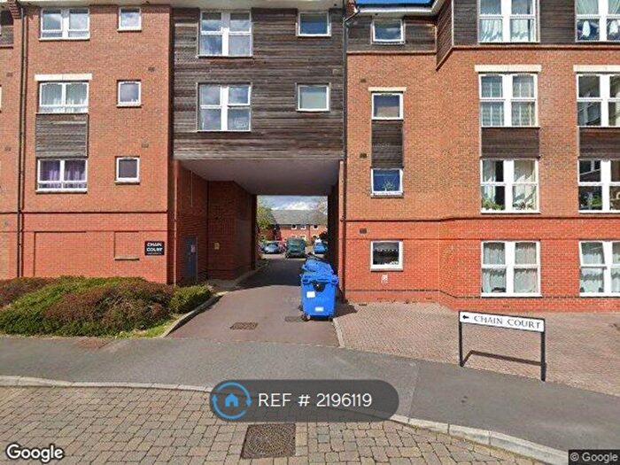 2 Bedroom Flat To Rent In Chain Court, Swindon, SN1