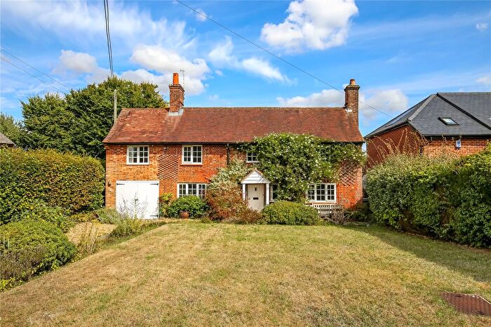 5 Bedroom Country House For Sale In Old Road, Alderbury, Salisbury, Wiltshire, SP5