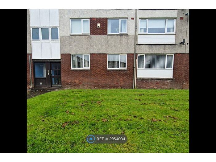 3 Bedroom Flat To Rent In Britannia Way, Renfrew, PA4