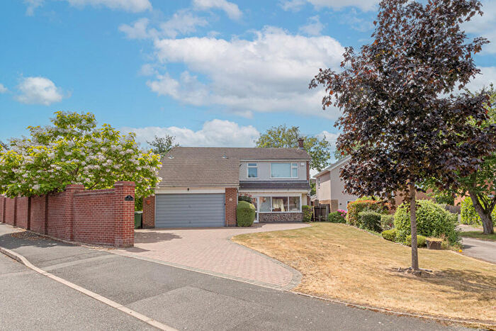 4 Bedroom Detached House For Sale In Barns Close, Kirby Muxloe, LE9