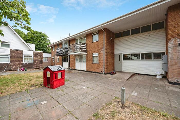 1 Bedroom Apartment For Sale In Lily Street, West Bromwich, B71
