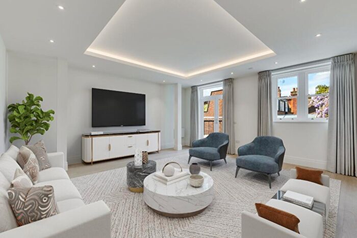 3 Bedroom Apartment To Rent In Avenue Road, St Johns Wood, NW8