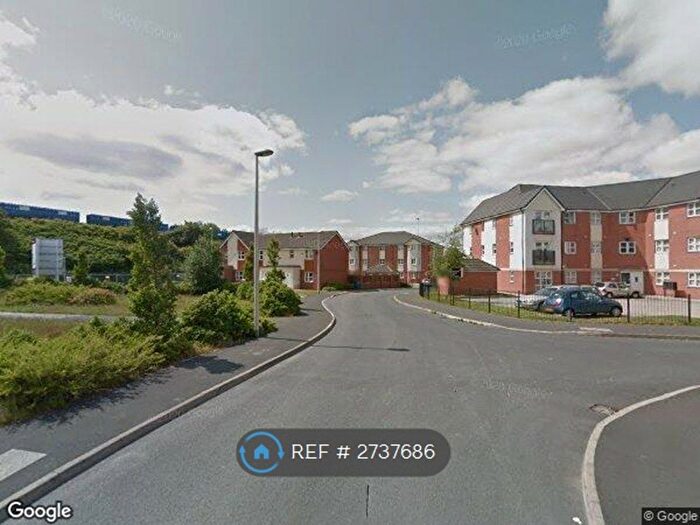 2 Bedroom Flat To Rent In Lockfield, Runcorn, WA7