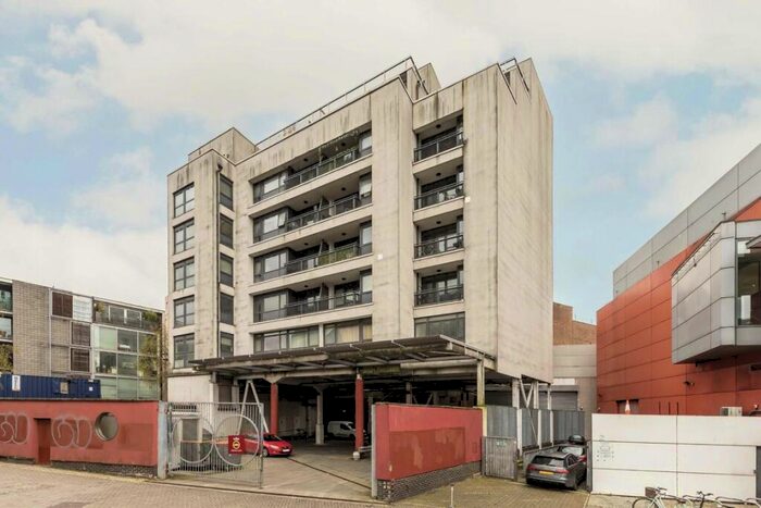 1 Bedroom Flat To Rent In Salway Place, Stratford, E15