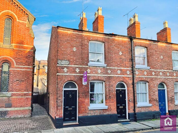 2 Bedroom End Terrace House For Sale In Albion Street, Chester, Cheshire, CH1