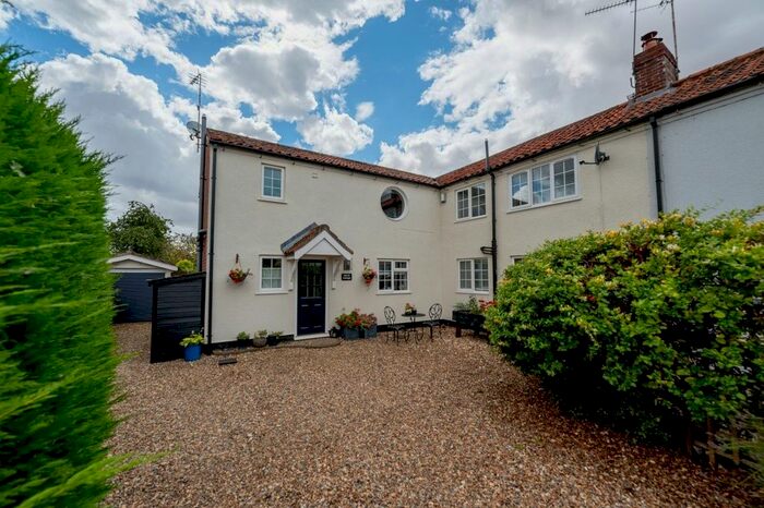 4 Bedroom Cottage For Sale In Church Lane, Stanfield, Dereham, NR20