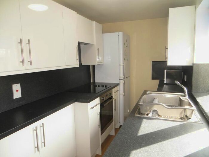 2 Bedroom Property To Rent In Green Street, Lancaster, LA1