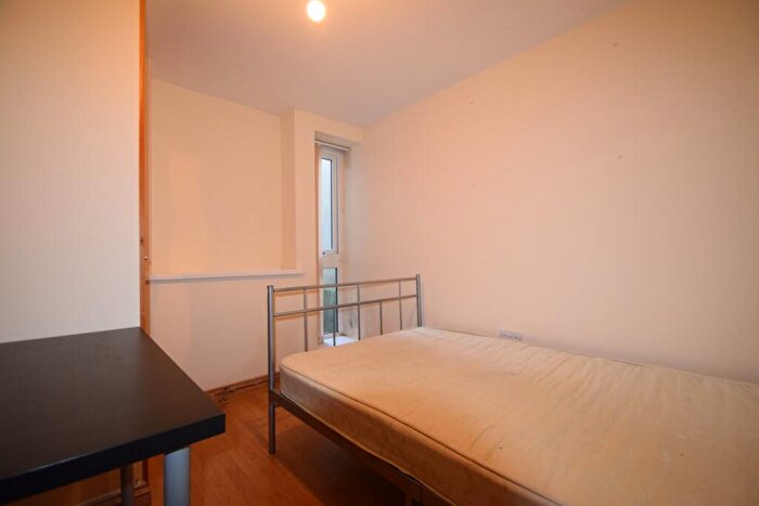 6 Bedroom House To Rent In Harriet Street, Cathays, CF24