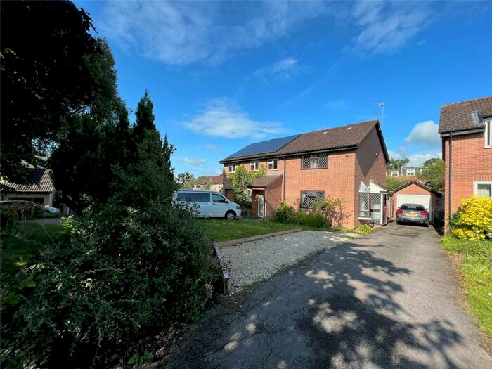 3 Bedroom Semi-Detached House To Rent In Nutshalling Avenue, Rownhams, Southampton, Hampshire, SO16