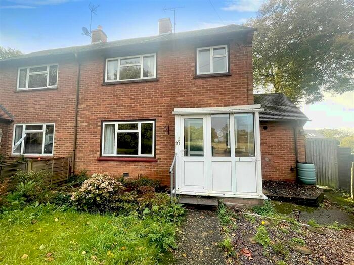 3 Bedroom Semi-Detached House For Sale In Paddock Close, Fordcombe, Tunbridge Wells, Kent, TN3
