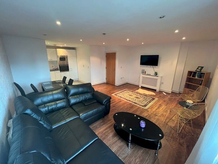 2 Bedroom Apartment To Rent In Lady Isle House, Prospect Place, CF11