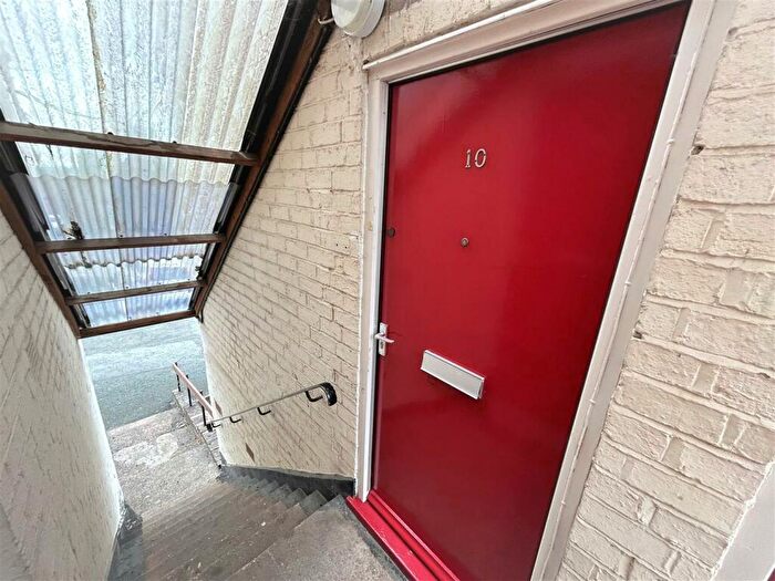 1 Bedroom Apartment To Rent In Flat Beechwood Court, Halesowen Road, Cradley Heath, B64