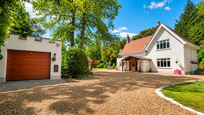 3 Bedroom Detached House For Sale In Burton Road, Branksome Park, BH13