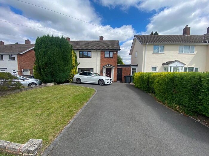 3 Bedroom Semi Detached House For Sale In Blackberry Lane, Four Oaks, B74