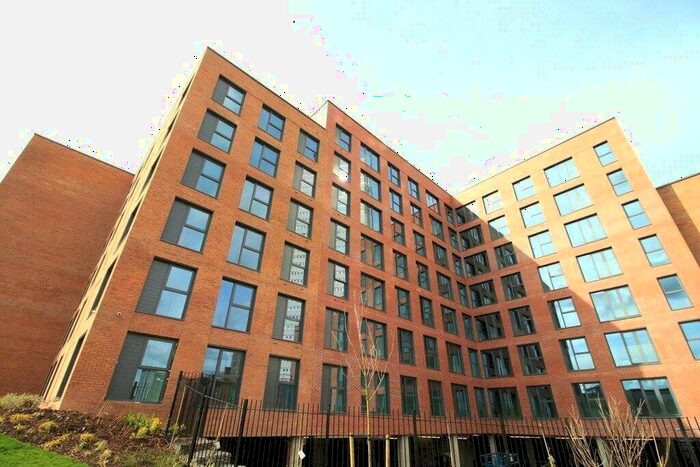 2 Bedroom Flat To Rent In Axium, Windmill St, Birmingham, B1