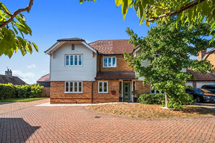 5 Bedroom Detached House For Sale In Bull Lane, Eccles, Aylesford. Kent., ME20