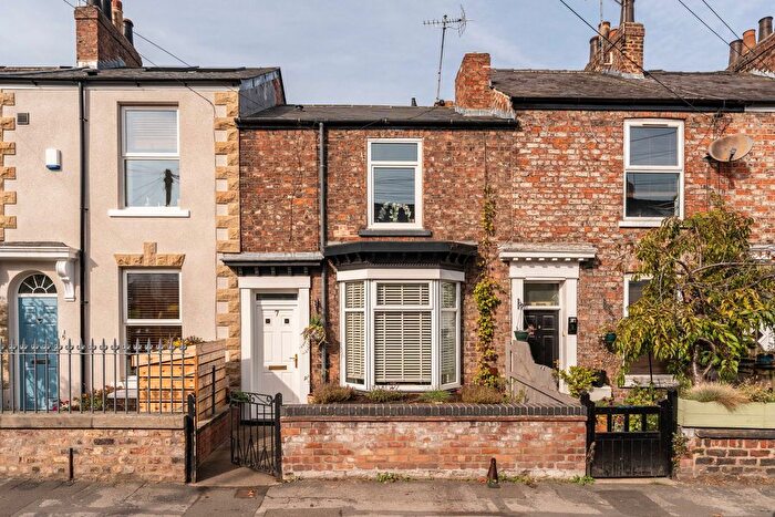 2 Bedroom Terraced House For Sale In Brownlow Street, York, YO31