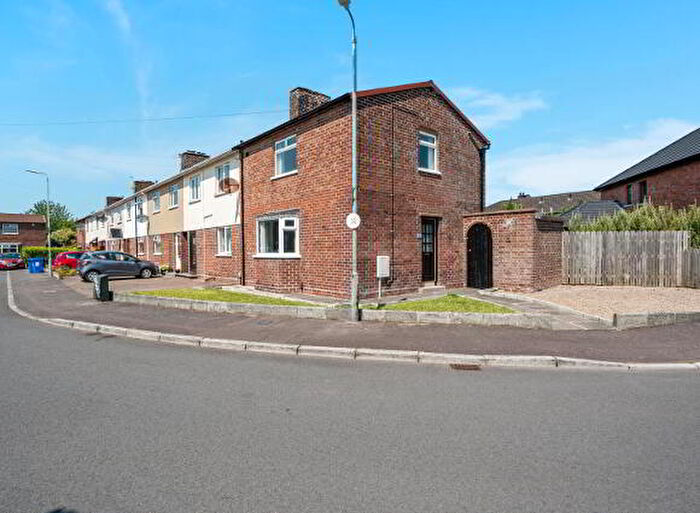 3 Bedroom End Of Terrace House For Sale In Thornhill Parade, Belfast, BT5