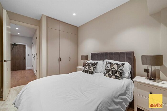 1 Bedroom Apartment For Sale In Dock East Apartments, Selsdon Way, Isle Of Dogs, London, E14