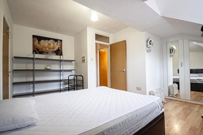 2 Bedroom Flat To Rent In Blackfriars Court, Newcastle Upon Tyne, NE1