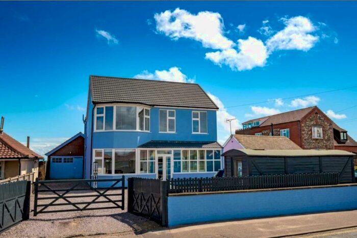 5 Bedroom Detached House To Rent In Coast Road, Norwich, NR12