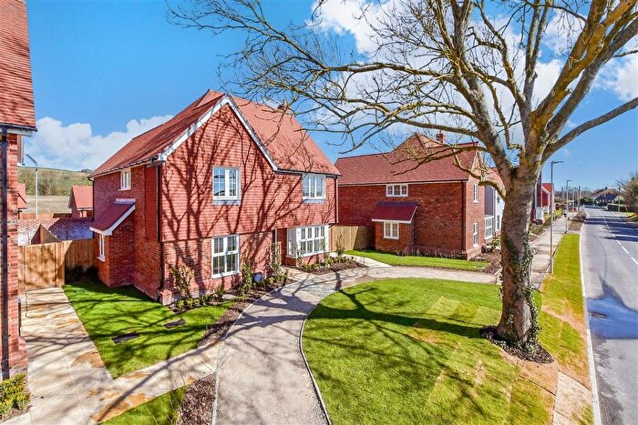 4 Bedroom Detached House For Sale In Liberty View, Lenham, Maidstone, Kent, ME17