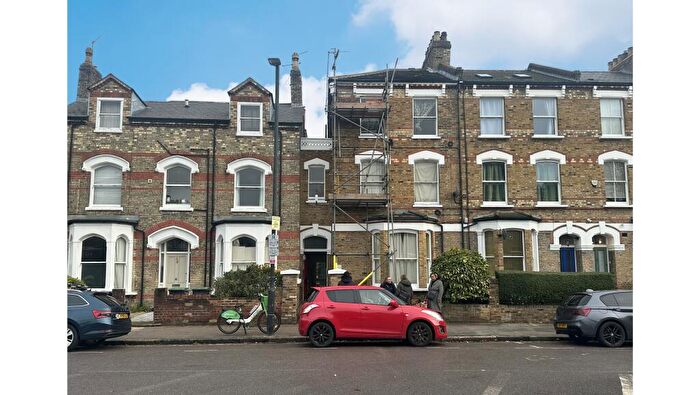 3 Bedroom Terraced House For Sale In Woodstock Road, Finsbury Park, London, N4