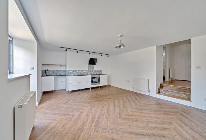 1 Bedroom Flat For Sale In Conygre Road, Filton, Bristol, Gloucestershire, BS34