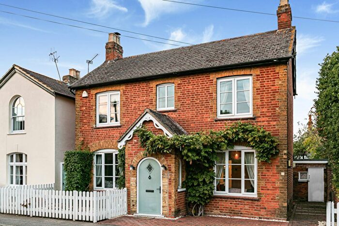 3 Bedroom Detached House For Sale In Crown Street, Egham, Surrey, TW20