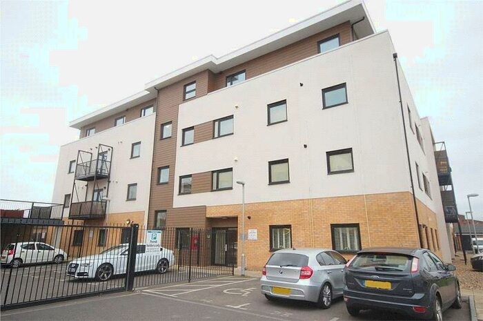 1 Bedroom Apartment To Rent In Spring Gardens, Romford, RM7