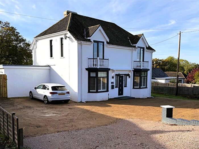 4 Bedroom Detached House For Sale In Lushington Hill, Wootton Bridge, Ryde, Isle Of Wight, PO33