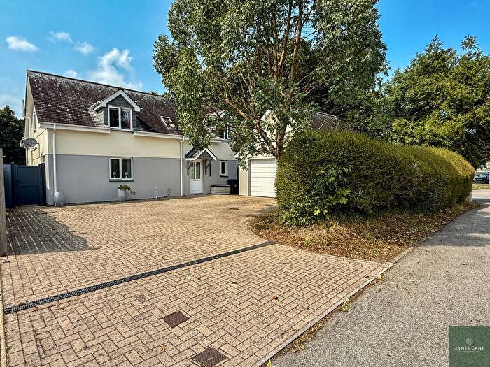4 Bedroom Detached House For Sale In Nampara Way, Truro, TR1