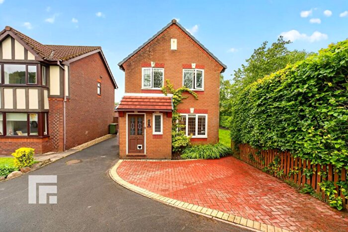 3 Bedroom Detached House For Sale In Clos Gwastir Caerphilly, CF83