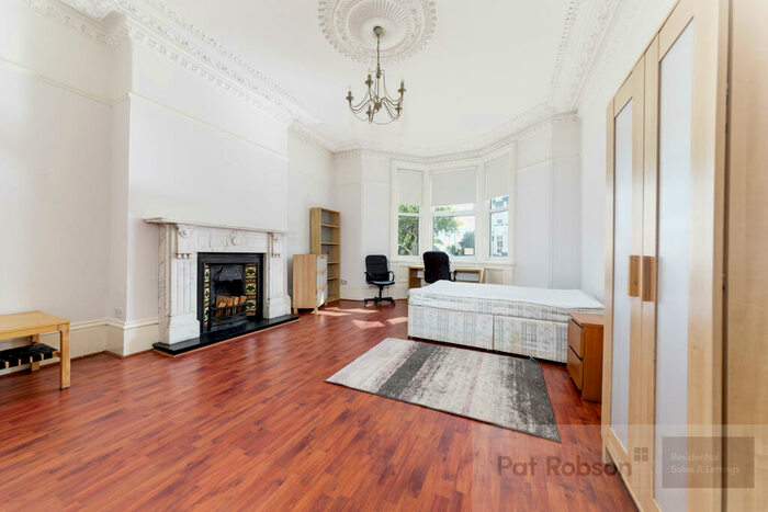 3 Bedroom Apartment To Rent In Osborne Road, Ground Floor, Jesmond, Newcastle Upon Tyne, NE2