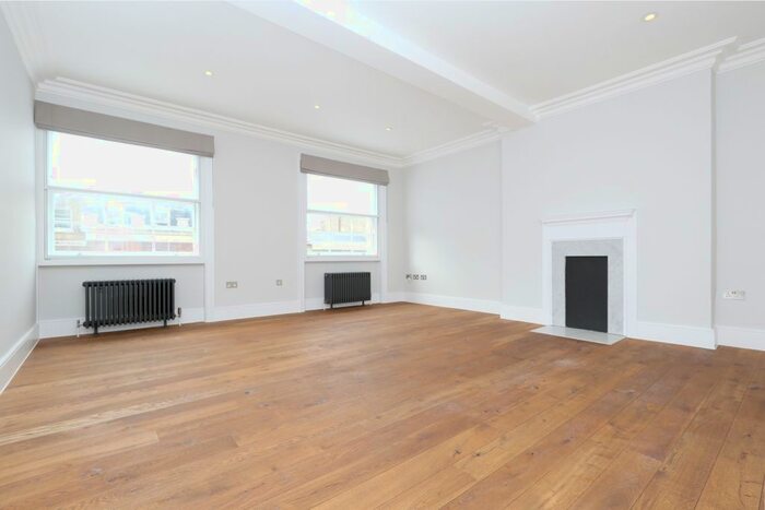 2 Bedroom Flat To Rent In Gloucester Place, London, W1U