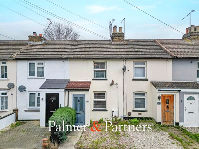2 Bedroom Terraced House For Sale In Baddow Road, Chelmsford, Essex, CM2